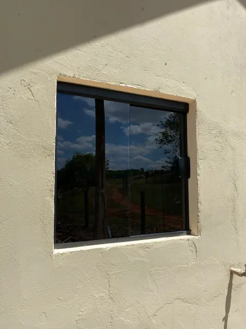 Janelas de correr com perfil preto - Prime Vidro Barretos