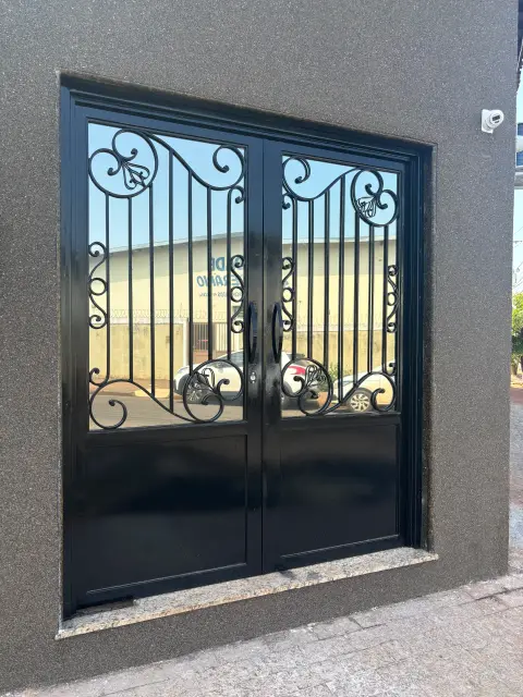 Vidros para porta dupla de entrada - Prime Vidro Barretos